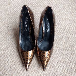 Aldo Patent Leather Leopard Print Pointy Pumps 39